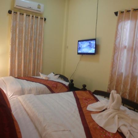 Kinnaly Place House Luang Prabang Rum bild