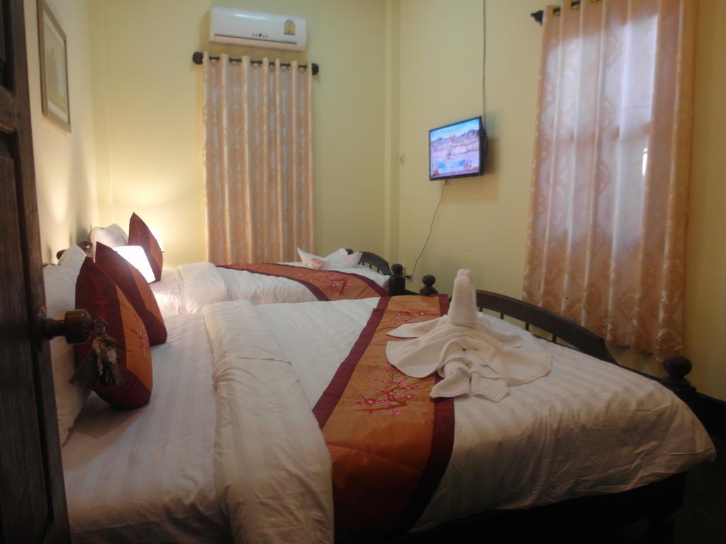 Kinnaly Place House Luang Prabang Rum bild