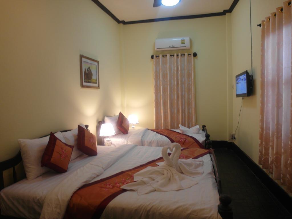 Kinnaly Place House Luang Prabang Rum bild