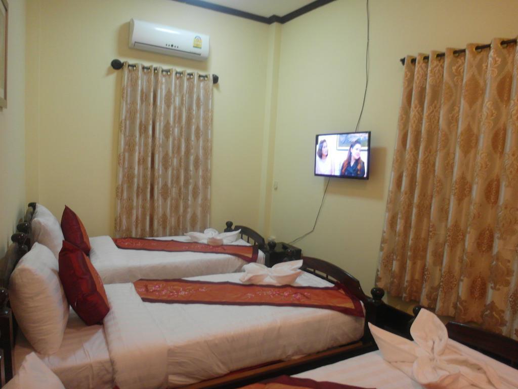 Kinnaly Place House Luang Prabang Rum bild